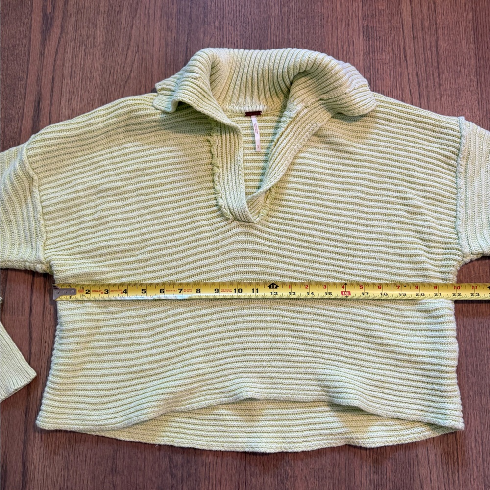 Free People Pullover Sweater-Size Small - Picture 5 of 5